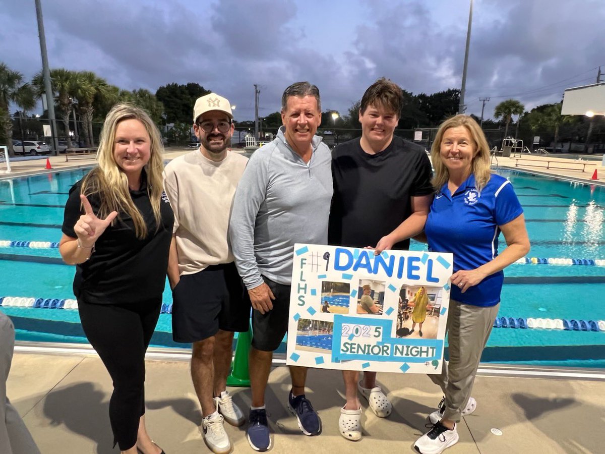 A beautiful Water Polo 🤽‍♀️ 🤽🏽 Senior Night celebrating our Class of 2025 Seniors!!! Thank you Coaches and parents for a fun season and great memories 🤍💙<a href="/FlhsOfficial/">Fort Lauderdale High School</a> <a href="/FlyingLsAthlete/">Flying L's Athletics</a>
