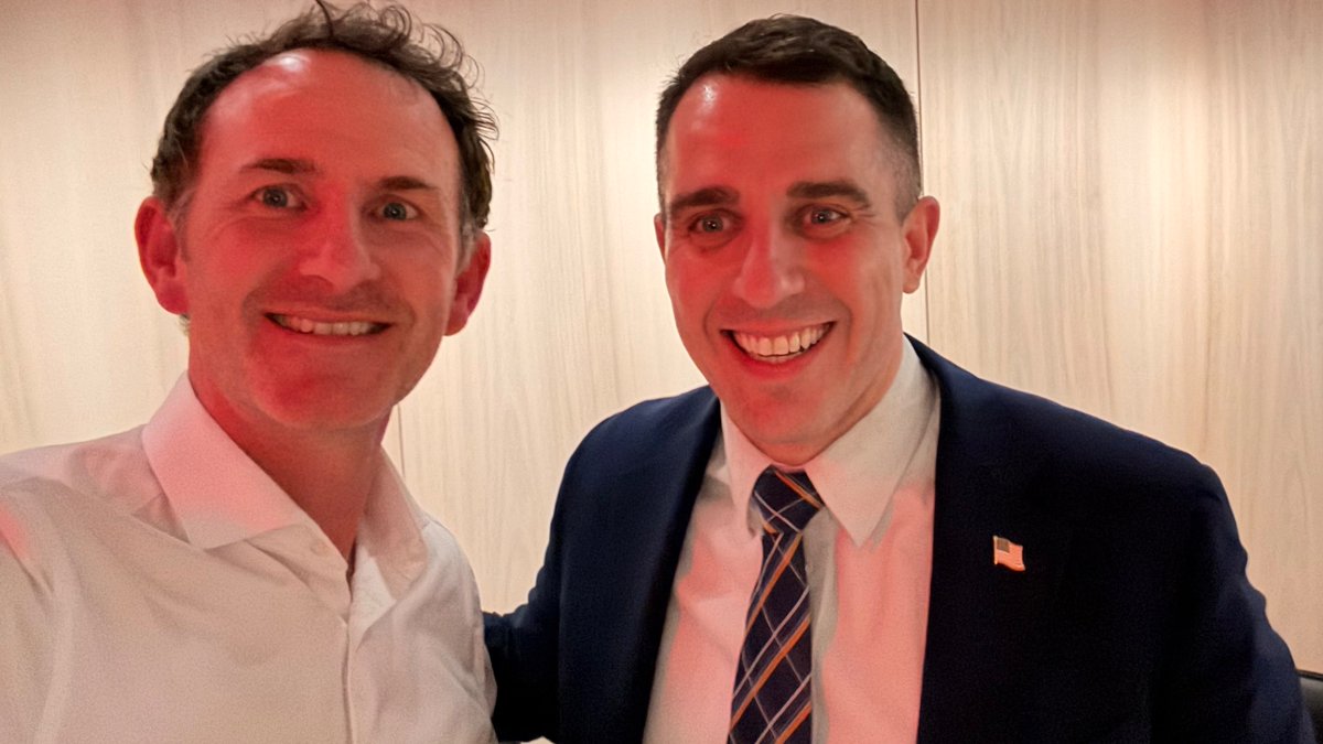 Dave Cunningham (@davebarna) on Twitter photo Great chat with <a href="/APompliano/">Anthony Pompliano 🌪</a> this evening on this #LiberationDay - we live in interesting times! Great chat with <a href="/APompliano/">Anthony Pompliano 🌪</a> this evening on this #LiberationDay - we live in interesting times!