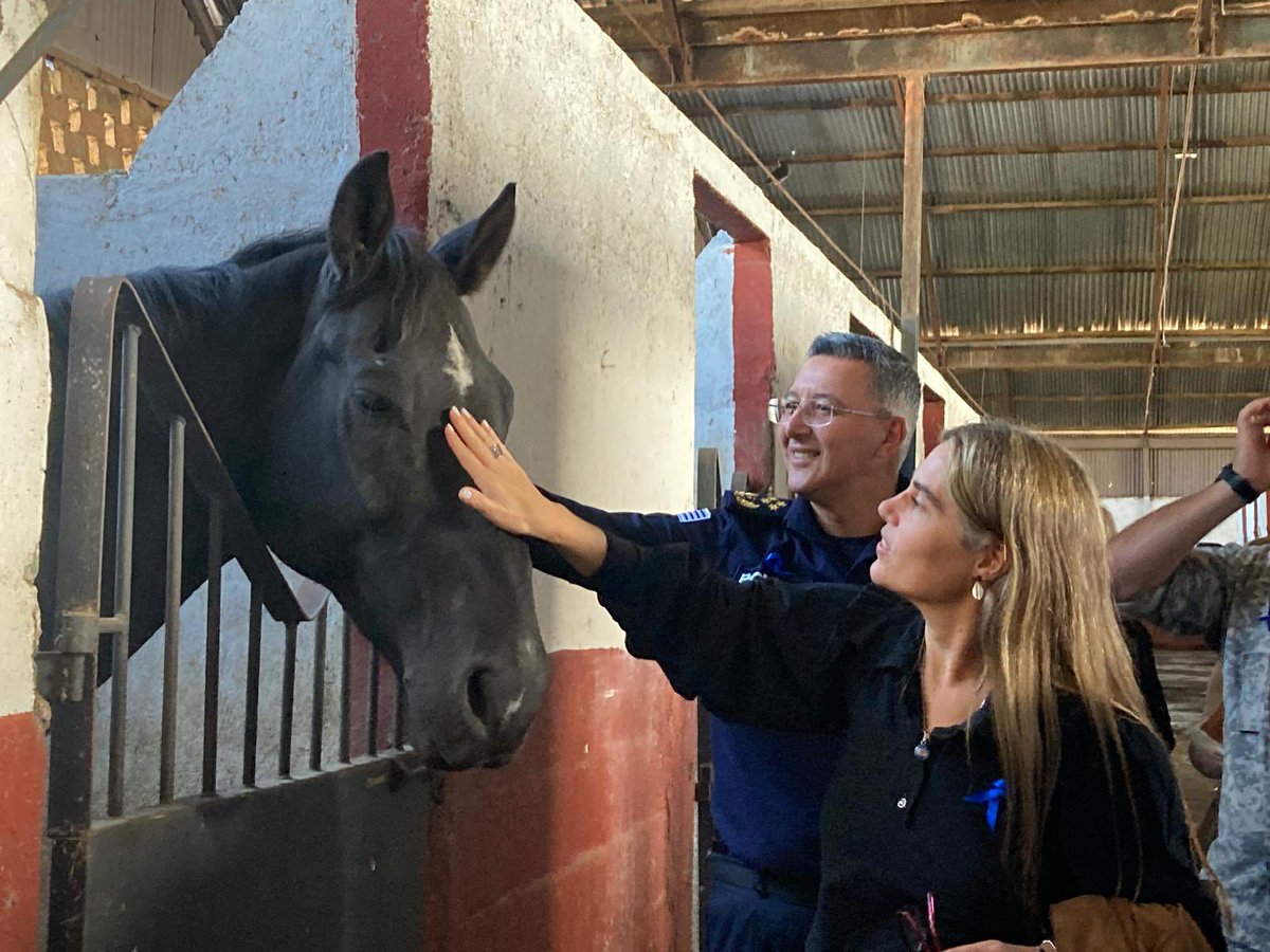 En el  Día Mundial de Concientización sobre el Autismo, participamos con <a href="/GValverdeGomez/">Gabriela Valverde Gómez</a> de una jornada en el Servicio de Equinoterapia de la Dirección Nacional Guardia Republicana. Gran labor del equipo que trabaja en conjunto con el departamento de Neuropsiquiatría de Sanidad