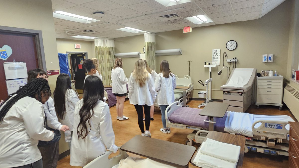 The <a href="/NKCSchools/">NKC Schools</a> welcomed our first students to our newest ECA program, the Collegiate Nursing Academy, a partnership with <a href="/williamjewell/">William Jewell College</a> &amp; <a href="/LibertyHospital/">Missouri</a>  Fall 2025 is going to be amazing for these 10 aspiring health care professionals!