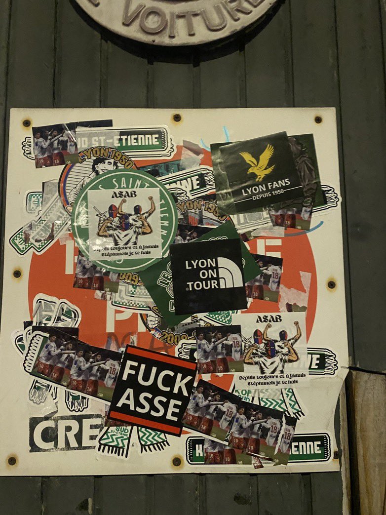 Lyon fans surstick Green Angels

Saint-Étienne, France📍#OL #ASSE