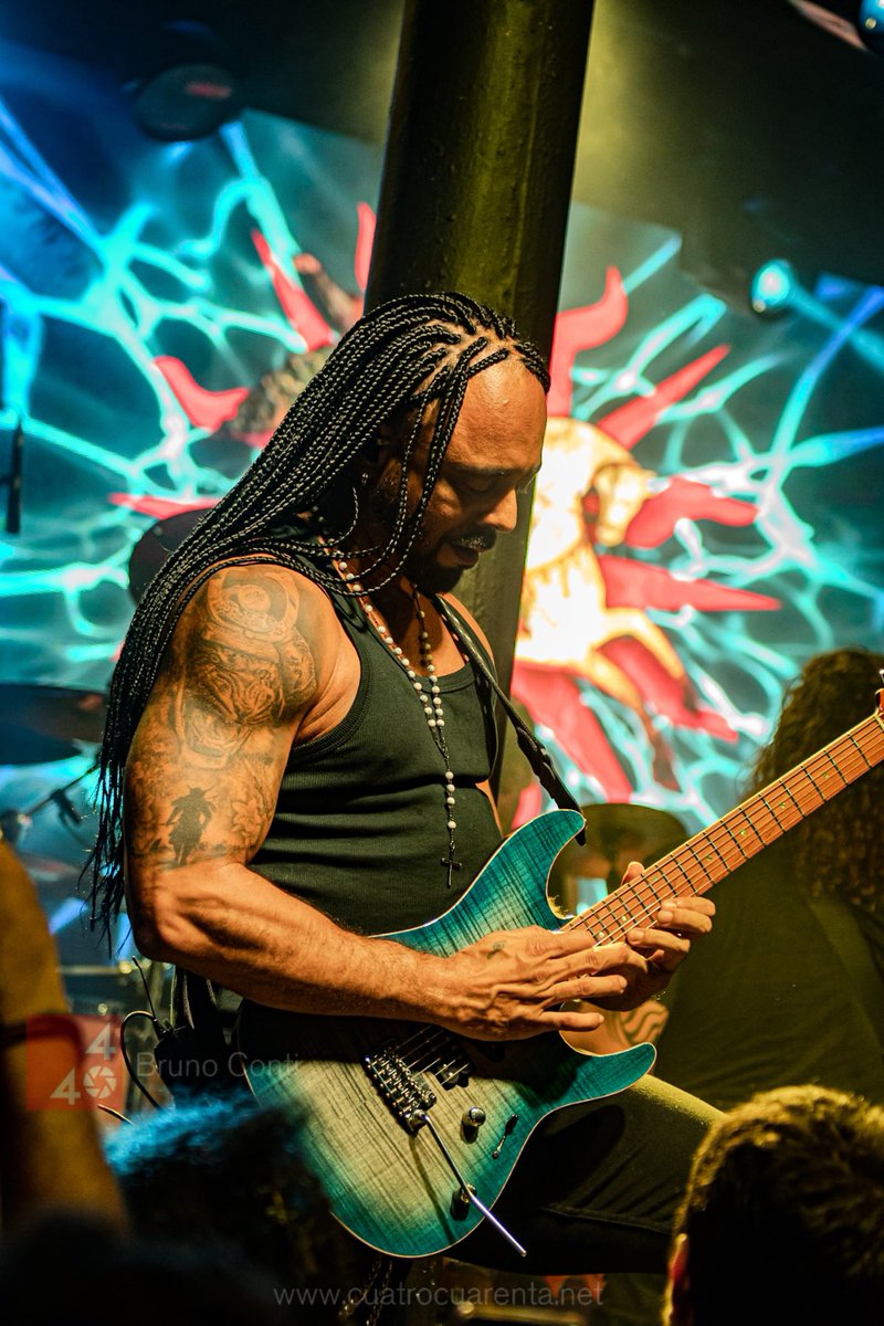 Angra en Live Era 

26 de marzo
Fotos: Bruno Conti

Web: cuatrocuarenta.net/metal/angra-en…