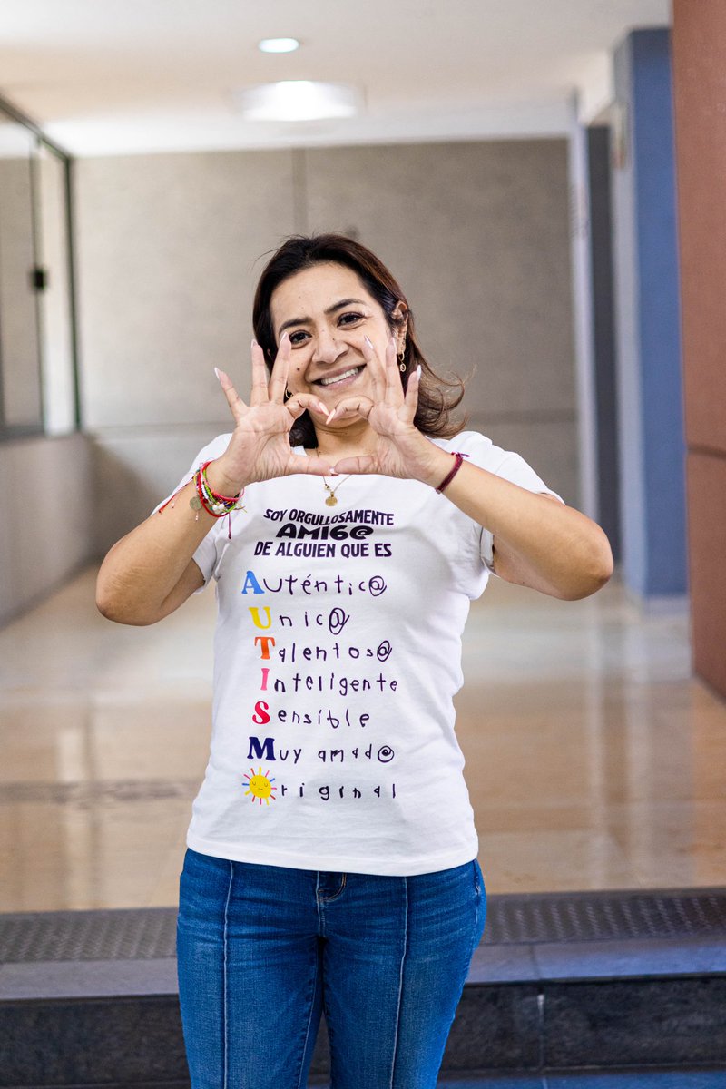 erikaconectate's tweet photo. 💙 Hoy es el Día Mundial de Concienciación sobre el Autismo 💙  

El #autismo es parte de la diversidad humana, una forma única de experimentar el mundo. La inclusión no es solo 💙aceptar, 💛es comprender, 🩷respetar, 💚amar y 🧡valorar.  
 #Inclusión 💙 https://t.co/etbQffq5ls