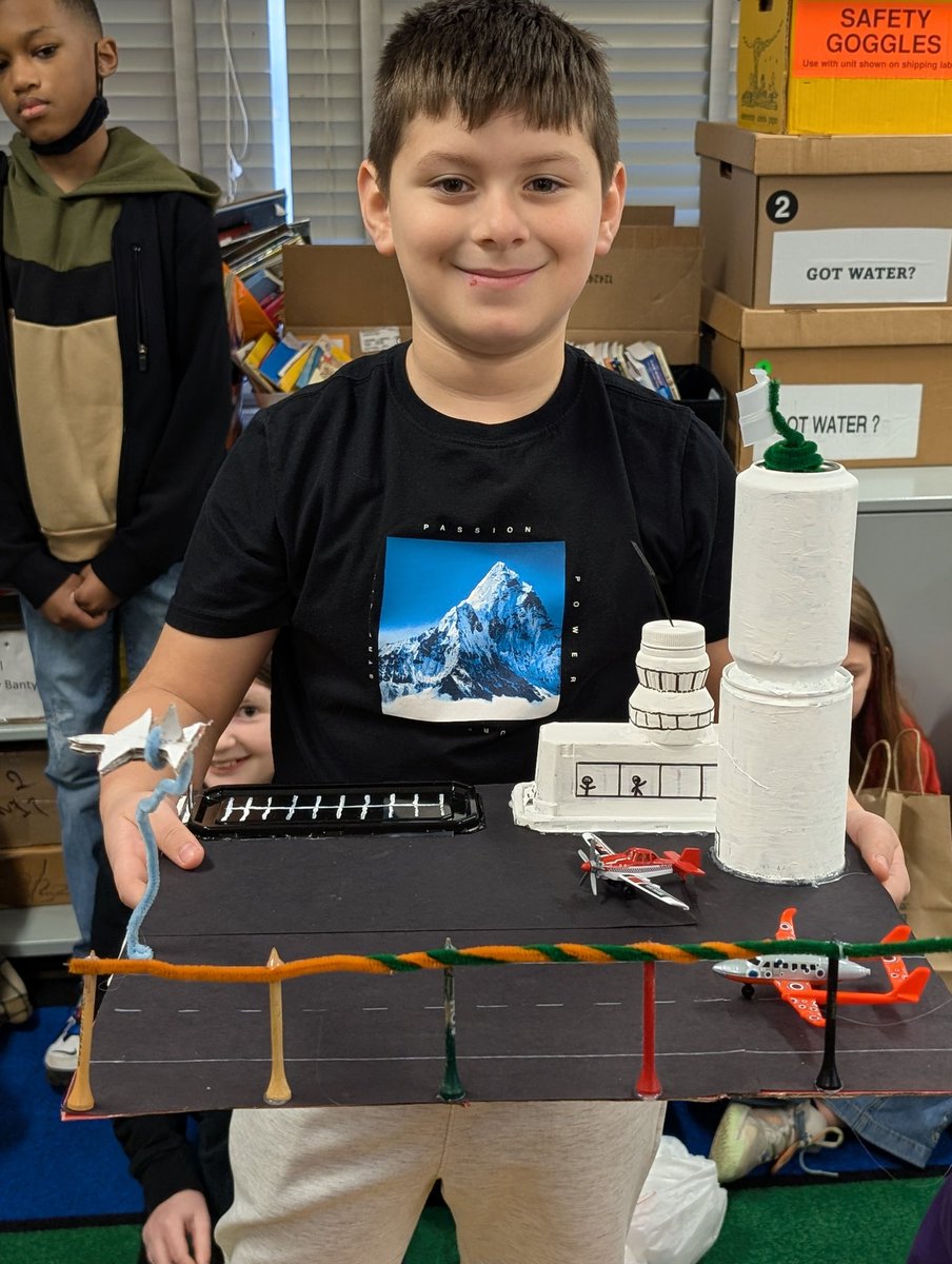 Look at these amazing recycled artwork projects by the students in Mrs. Banty's 5th grade class! We absolutely loved hearing about how they sourced the materials, and created these projects! Way to go Cougars! @GCSDsuper
