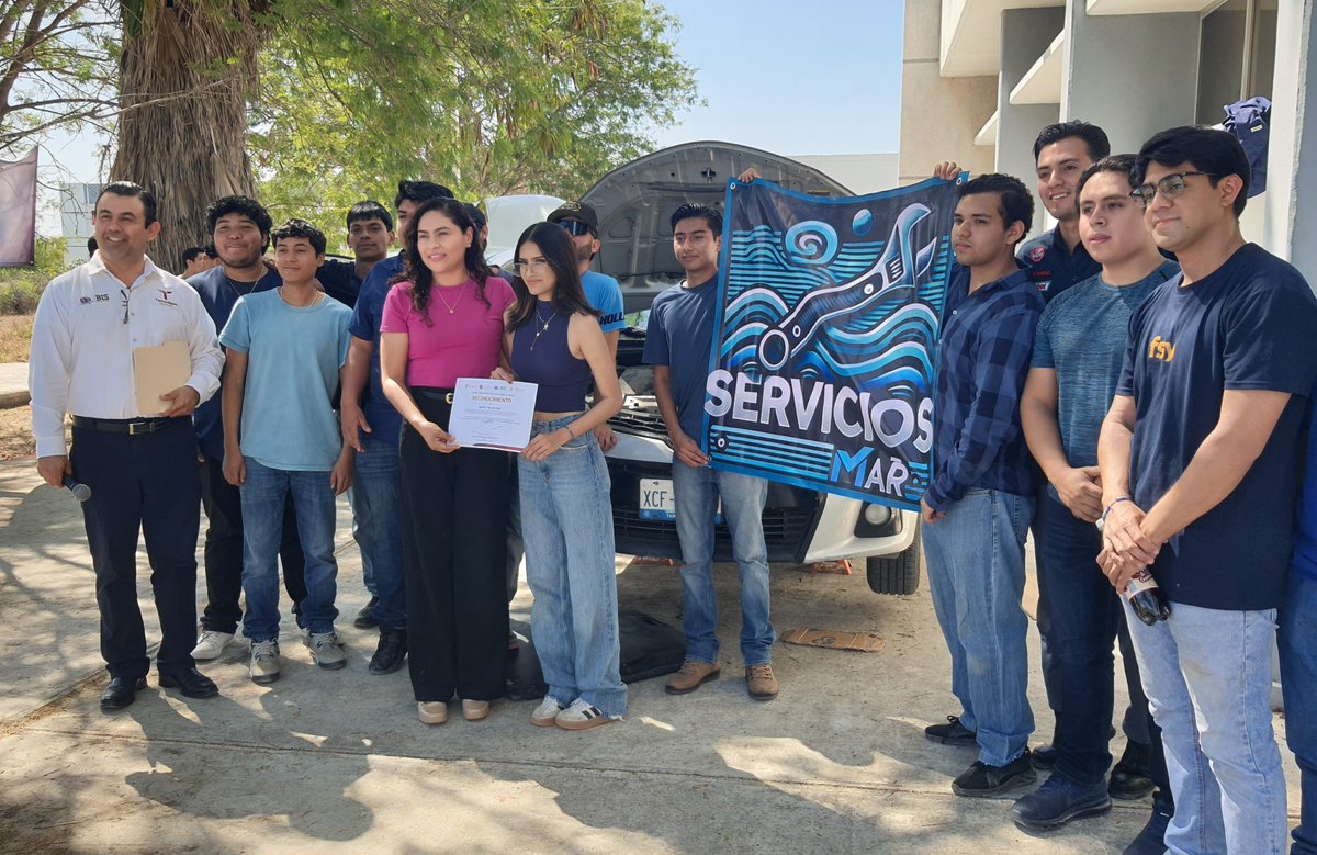 UPVictoria's tweet photo. El evento “Mantenimiento Rosa” de ISA en UPV destacó por el mantenimiento vehicular realizado por estudiantes en honor al Día Internacional de la Mujer 🚗👩‍🔧✨.   
🌐:https://t.co/neosa7YCoO
   #UPVictoria #Marzo2025 #Politecnica #Tamaulipas #DíaDeLaMujer https://t.co/F5Xv9o3jUu