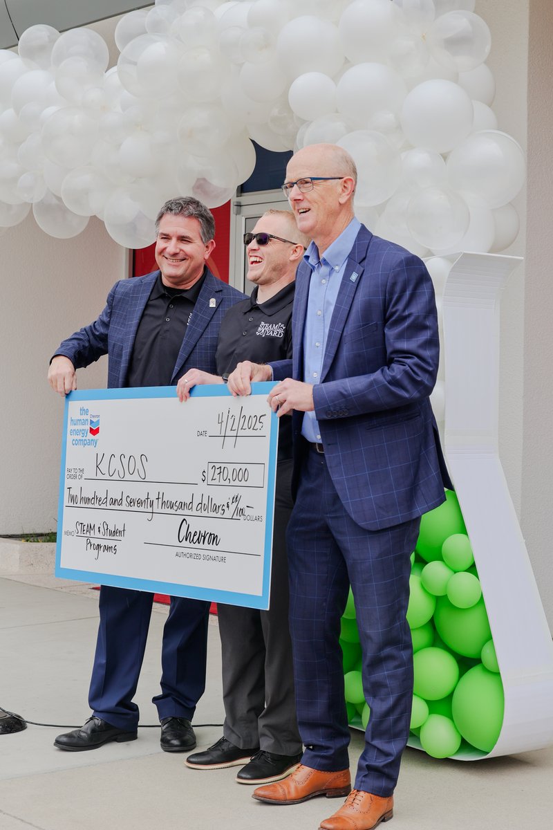 KCSOS's tweet image. With the snip of ceremonial scissors and a spark of imagination, KCSOS and Chevron officially opened The STEAM Yard — a hands-on learning center designed to ignite curiosity.
Read more: bit.ly/3G3l0U5