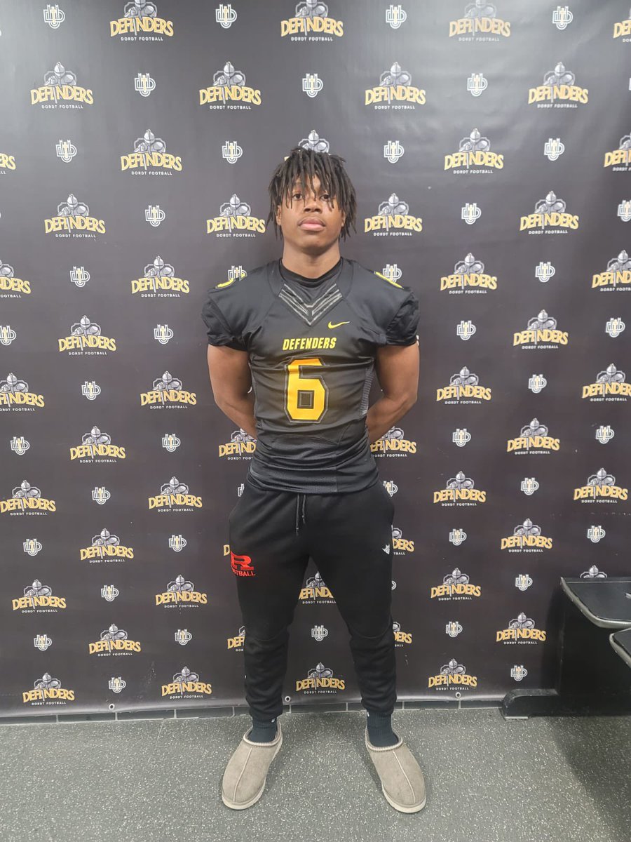 ArseneLuk's tweet image. Thank you @DordtFB for the great Junior Day visit. Thank you @BMcCormick08 for having me on campus.
@JMRocketFB @KyleRiggott @Luke_Fish99
