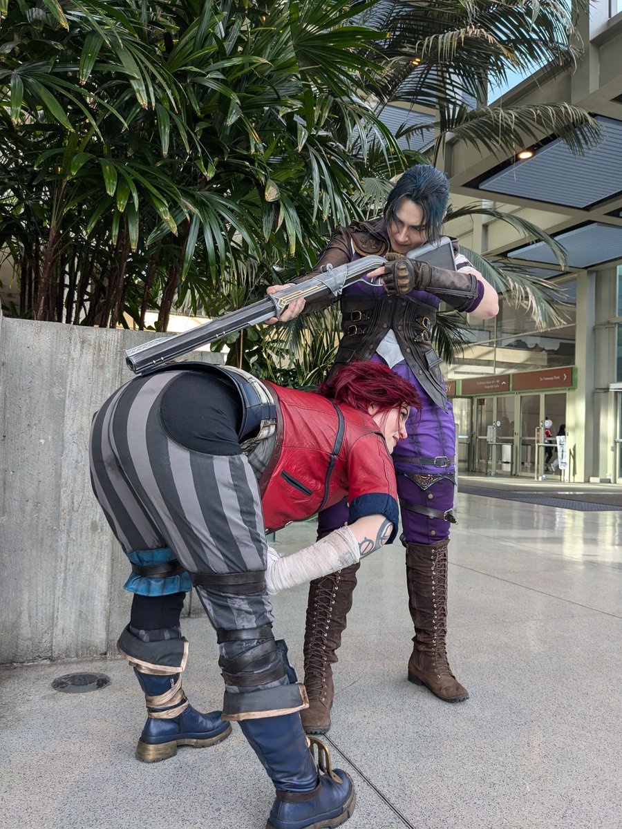 cerberus_cos's tweet image. Have you ever tried... This one?
Cait: @PhiaCos 
#CaitVi