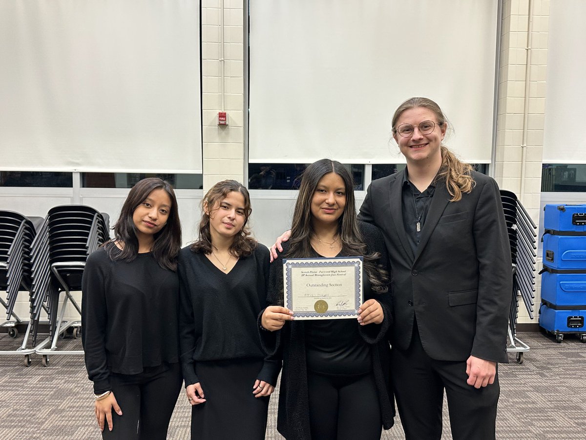 PCTIBands's tweet image. PCTVS Jazz Band Strikes Gold at SPFHS! 🏆🎶 Our talented musicians rocked the Scotch Plains-Fanwood Jazz Festival, earning a Gold Rating and top honors, including Outstanding Band, Trumpet Section, and Soloist (shoutout to Javier Ramon Brito!).🎺🔥 
#PCTVS #JazzBand