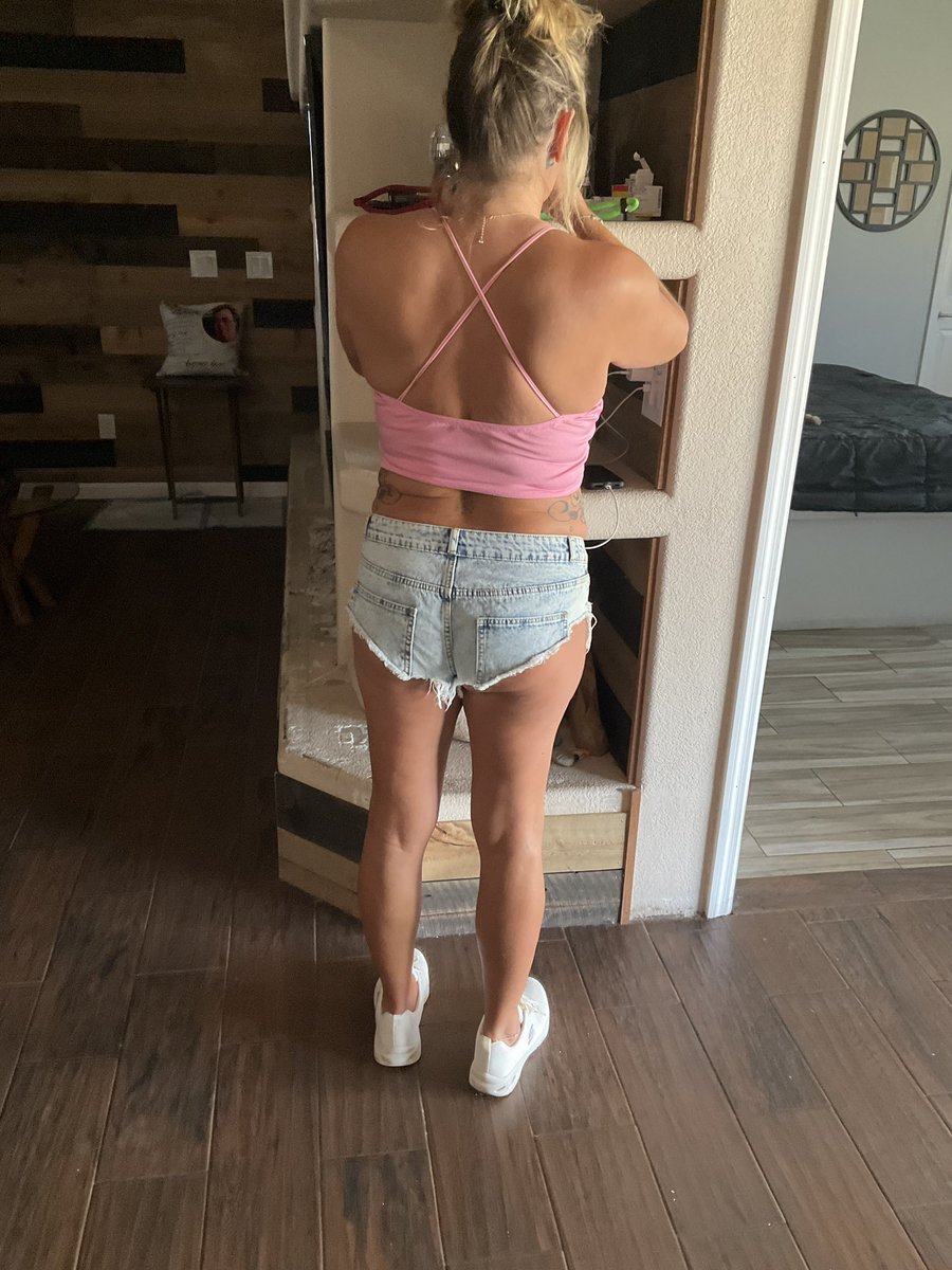 Content from nikkilynnerotic