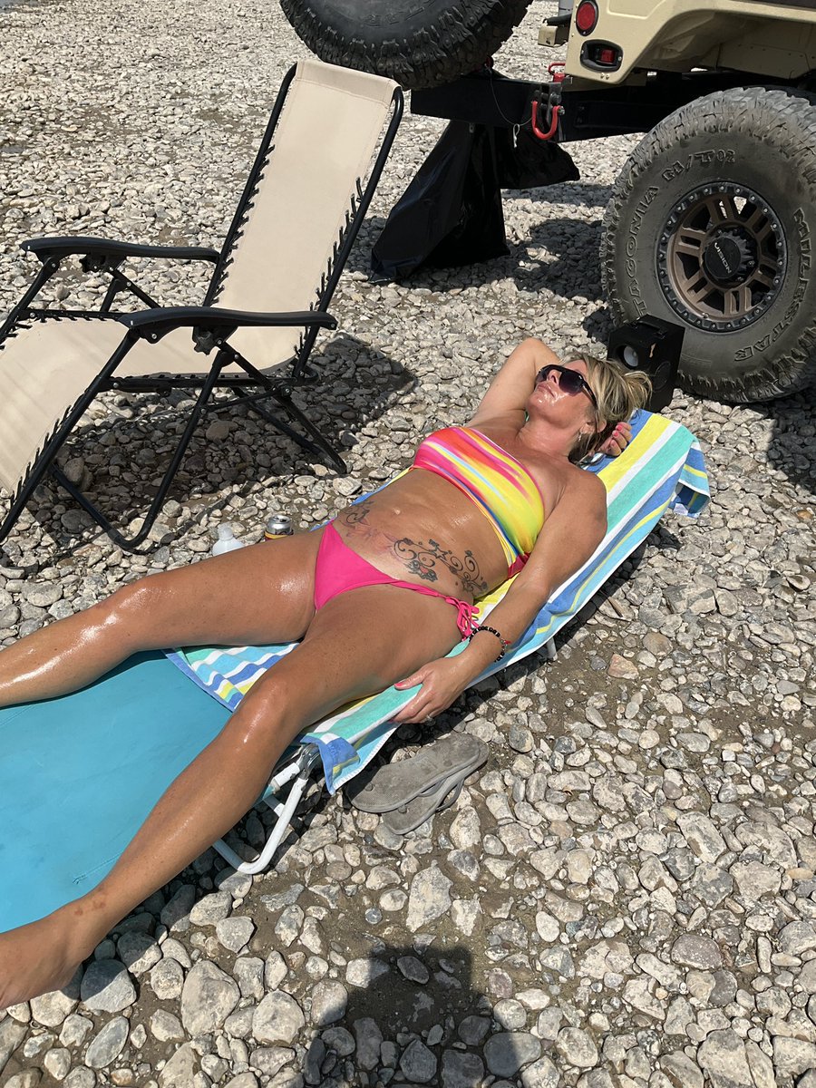 Content from nikkilynnerotic