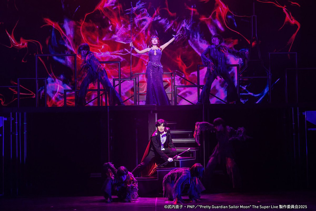 #立道梨緒奈★
タキシード仮面 / 地場衛
#岡村さやか★
クイン・ベリル

「“Pretty Guardian Sailor Moon” The Super Live」北米ツアー
4月26日（土）まで絶賛公演中‼️

sailormoon-official.com/stage/superliv…

舞台写真公開‼️
#SailorMoon #SailorMoonSuperLive #PrettyGuardianSailorMoon
#SailorMoonThesuperLive