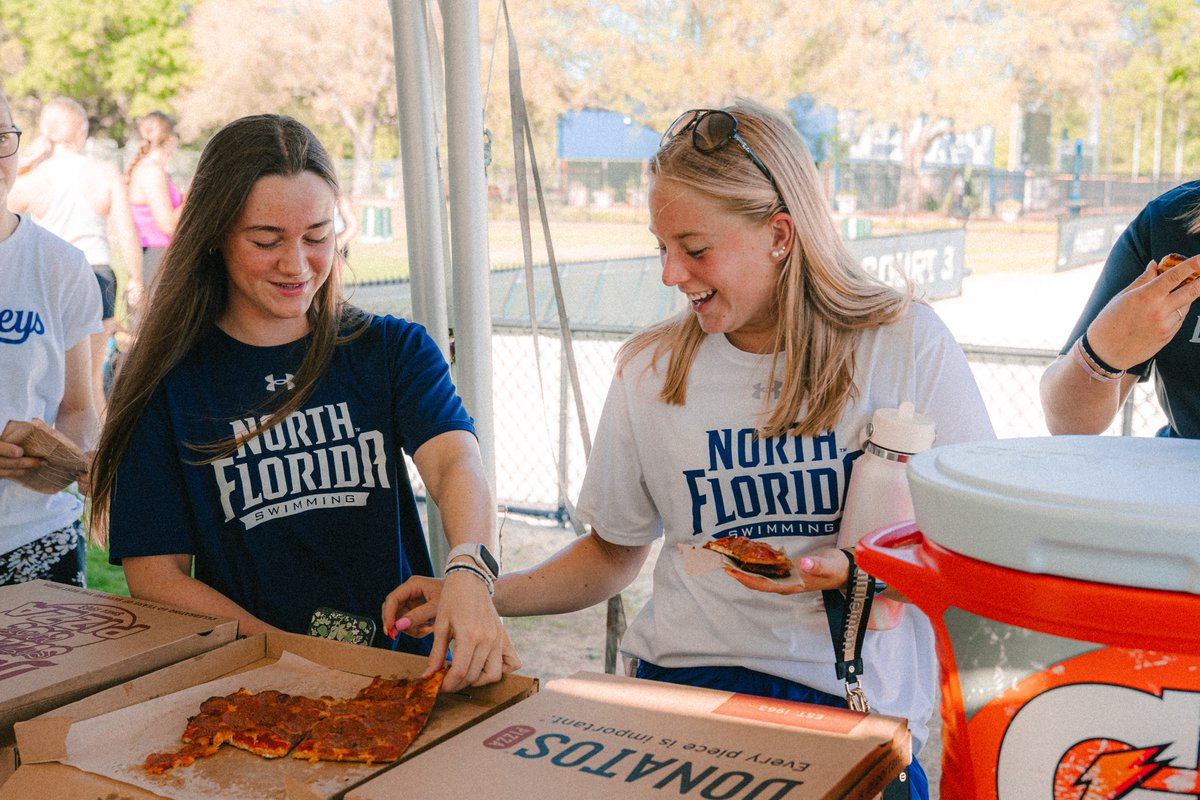 UNFOspreys's tweet image. Always a great time celebrating our amazing student-athletes!

#SWOOP