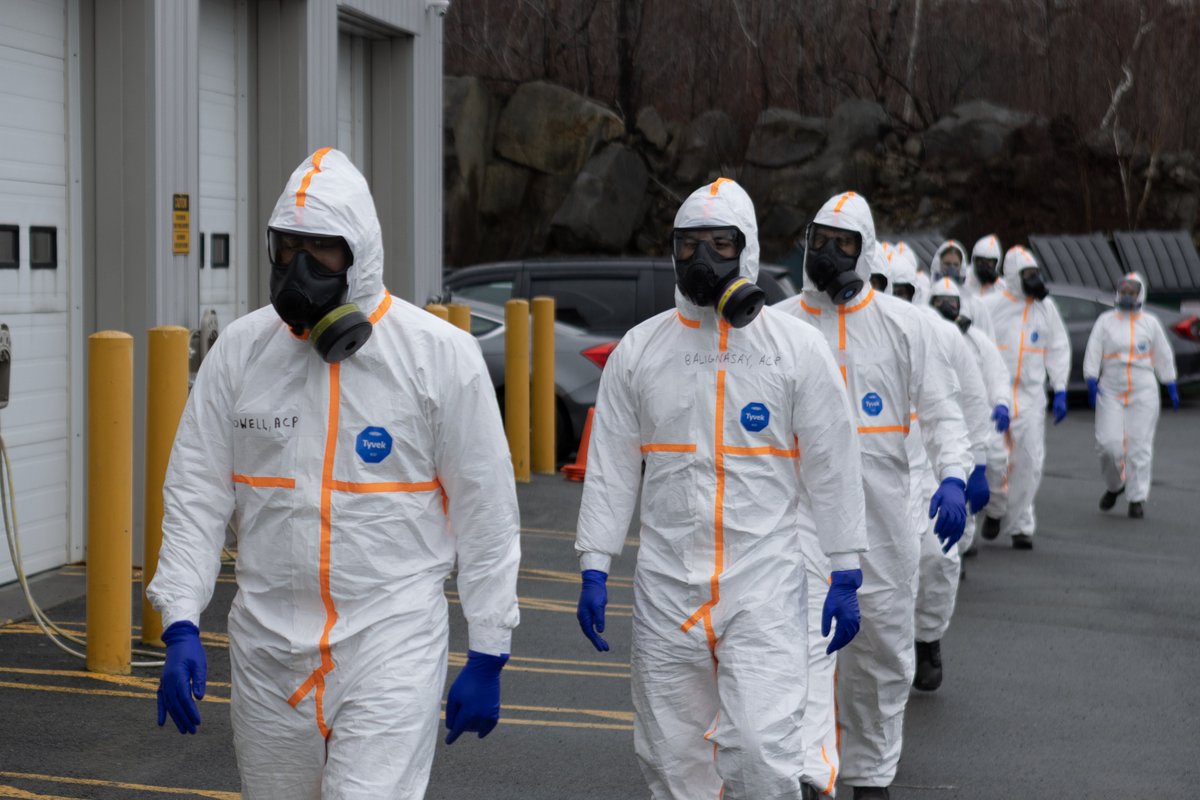 It's Spring! This week, #EPSO Paramedics completed their annual fitness tests and #CBRN recertification in Halifax. Staying fit and ready is crucial for these specialized medics to tackle emergencies and keep Nova Scotia communities safe—anytime, anywhere, all year long.  

FYI: