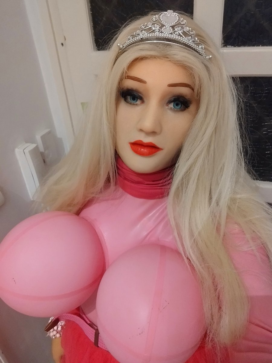 Giga boobs