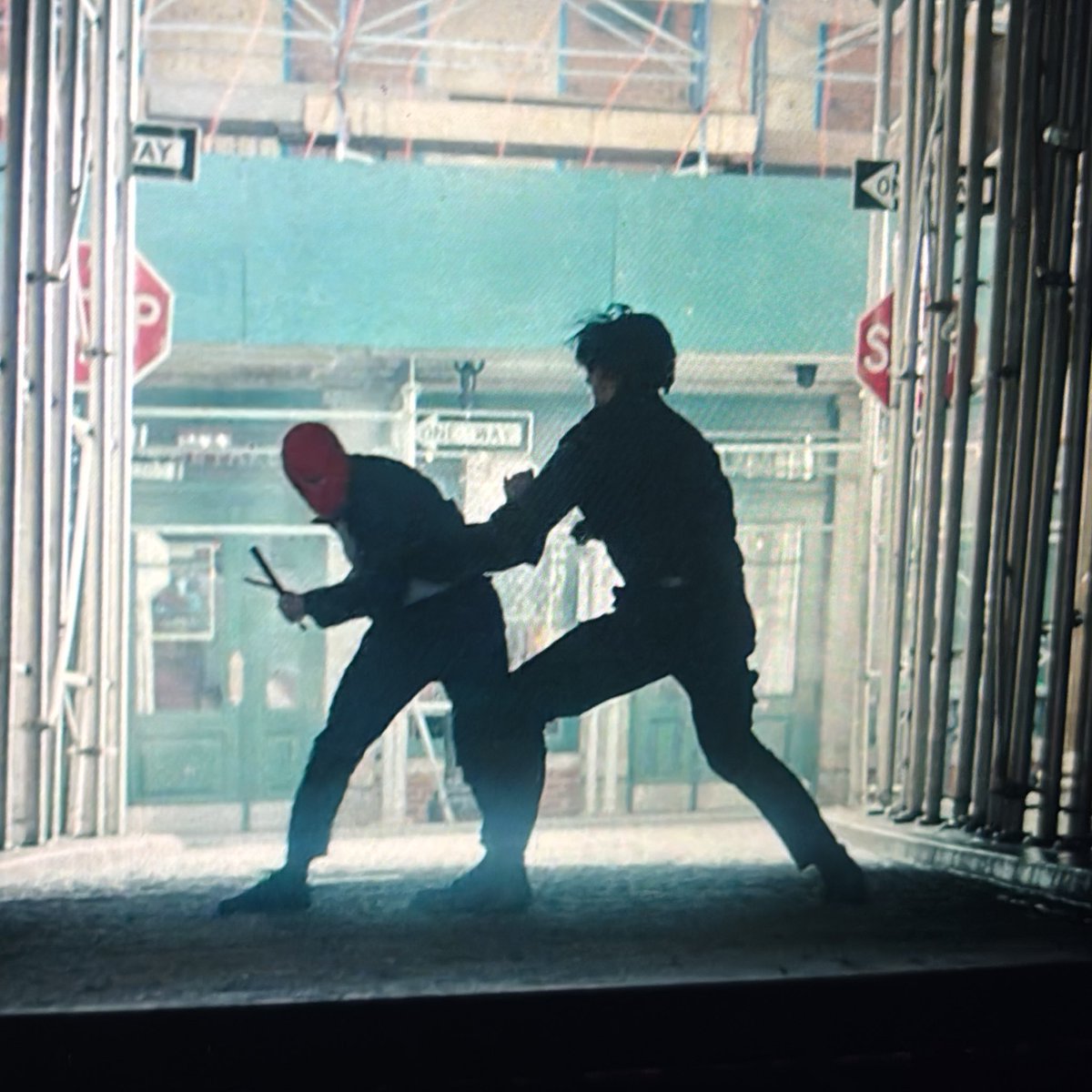 덩치차이봐 강도님 ㅈㄴ크셔