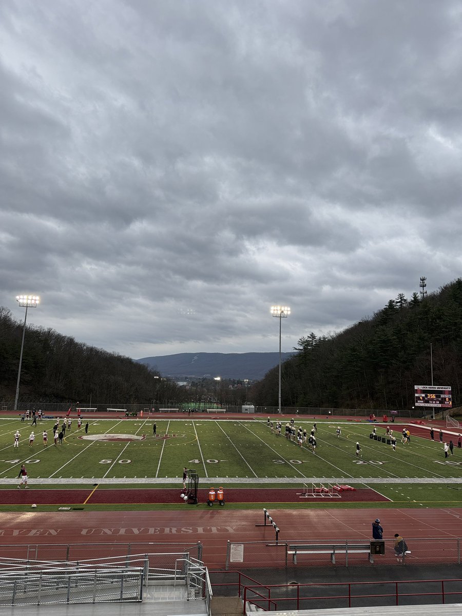 First day of spring ball at the Legendary Hubert Jack Stadium was ELECTRIC ⚡️

Guys were flying around &amp; putting in WORK!🏋️‍♂️

Recruits 🚨 come visit the haven today &amp; learn more about the admission process!! 🦅🔒🔋