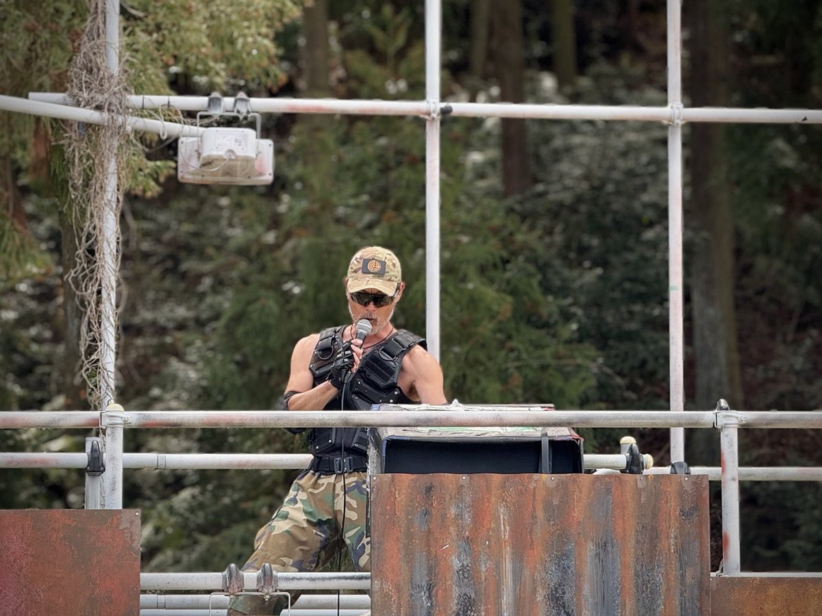 今回も楽しかった！
やっぱ春休みは人多いな〜😹
最後にだいすきな指揮官たちに会えて嬉しかったです🙂‍↕️
またどこかで会えたらいいな

#ネスタリゾート神戸
#ガンバトルザリアル