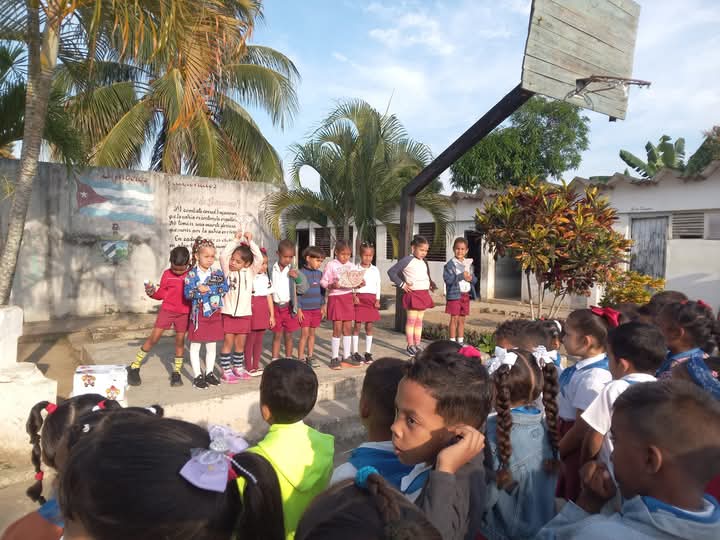 Continúan los festejos por los aniversarios 64 y 63 de la OPJM y la UJC en nuestro municipio. #TercerFrente #SantiagoDeCuba