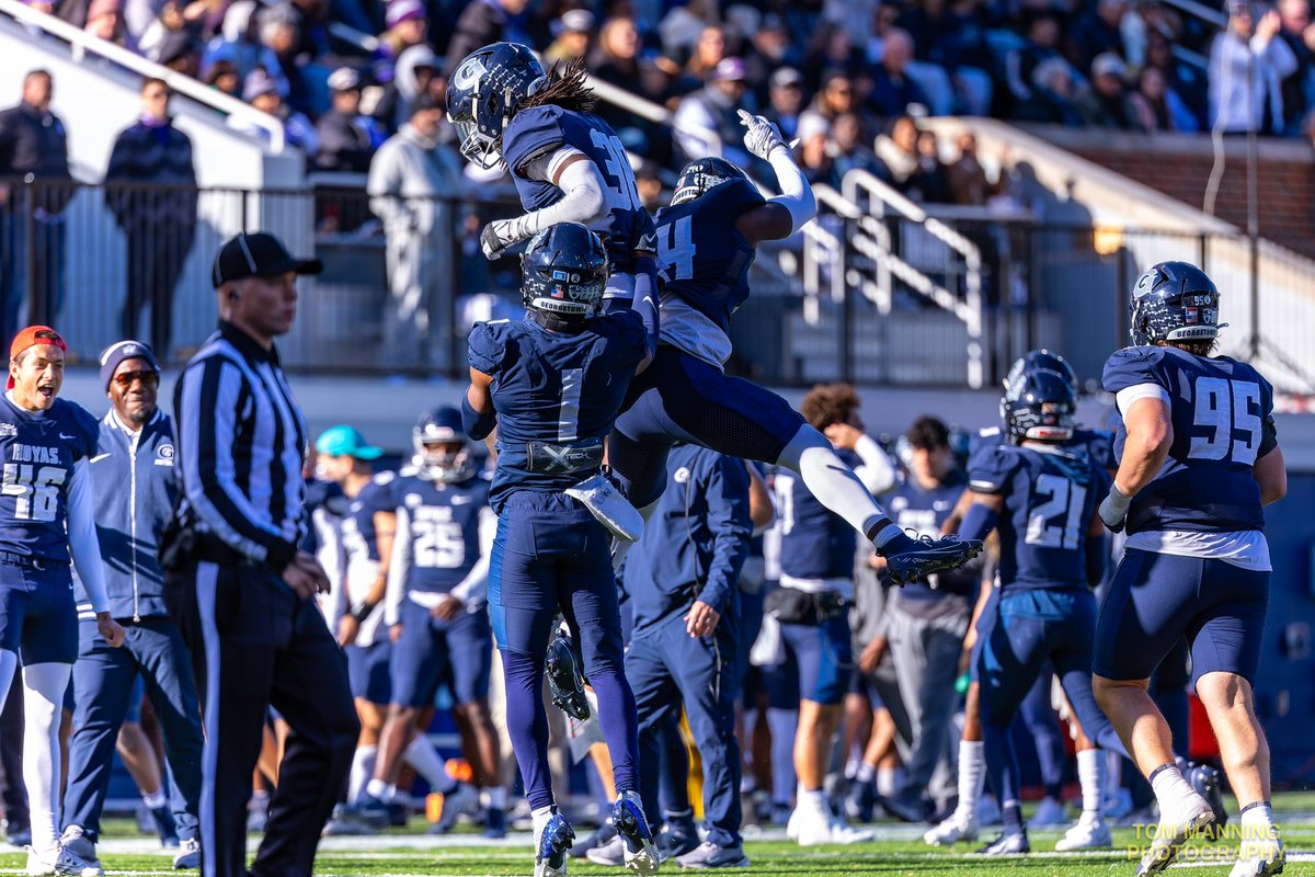 After a great phone call with <a href="/CoachPurk/">Kyle Purkey</a>, excited to announce I have earned an offer from Georgetown University!