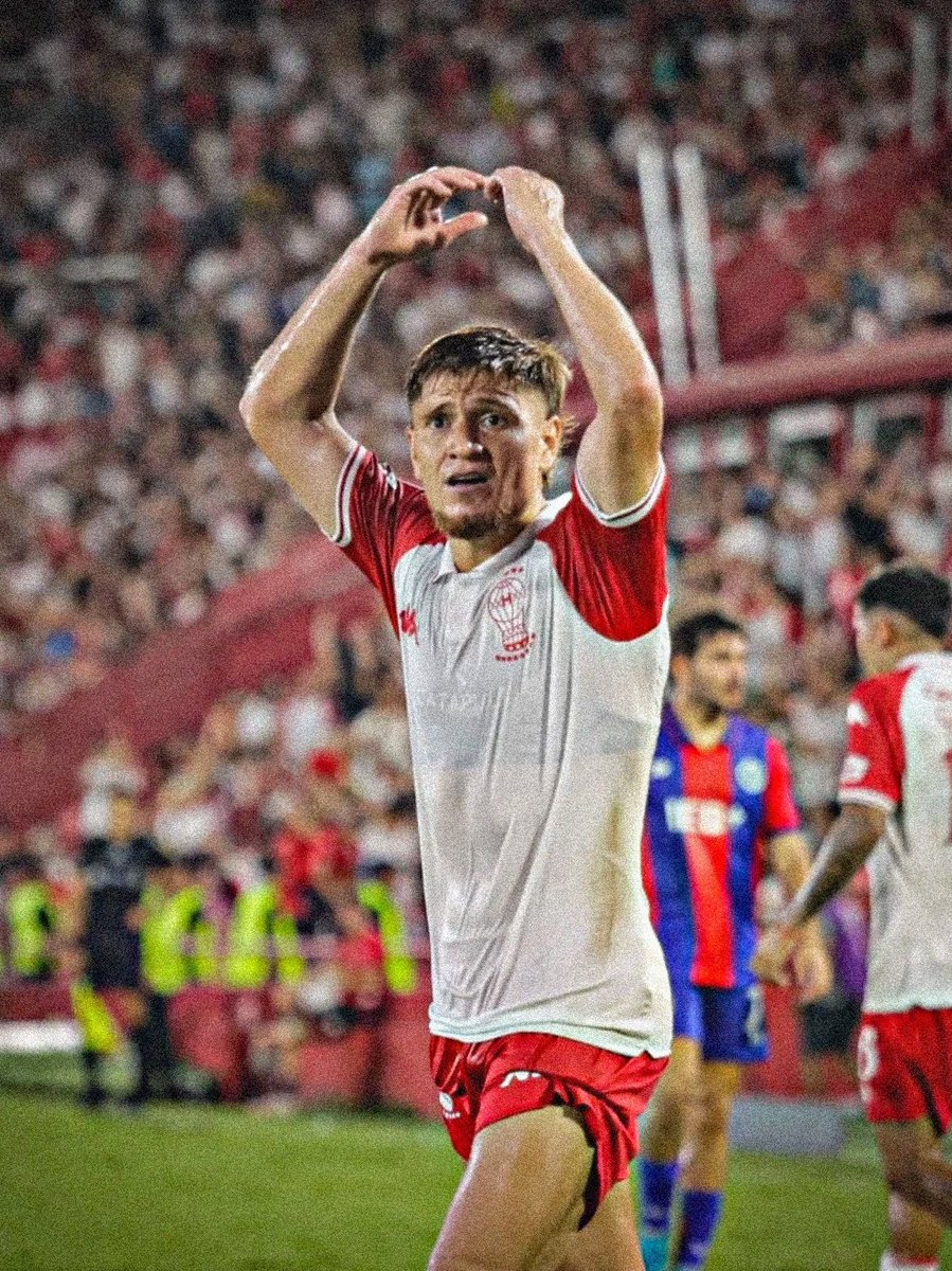 futbolscan's tweet photo. 🎈 El Colo Gil, entre los jugadores de Huracán, vs Corinthians:

➜ Asistencia
➜ 1º en toques [66]
➜ 1º en chances creadas [3]
➜ 1º en pases precisos [32/40]
➜ 1º en pases al campo rival [20]
➜ 1º en pases al último tercio [14] https://t.co/r787y1j86d
