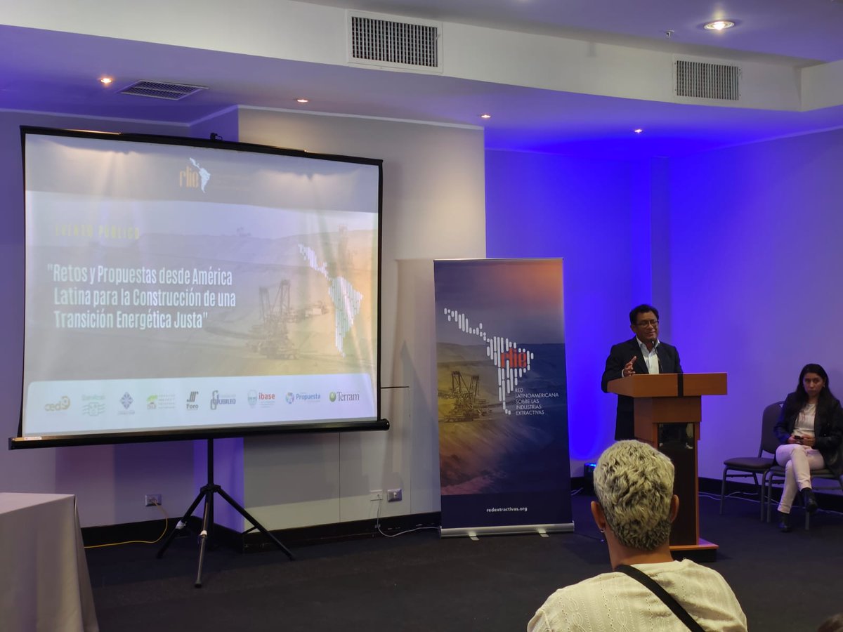 Empezó el evento "Retos y propuestas desde América Latina para la construcción de una Transición Energética Justa", organizado por la Red Latinoamericana sobre Industrias Extractivas #RLIE 

Enlace: ✅ facebook.com/share/v/1AWuyJ…