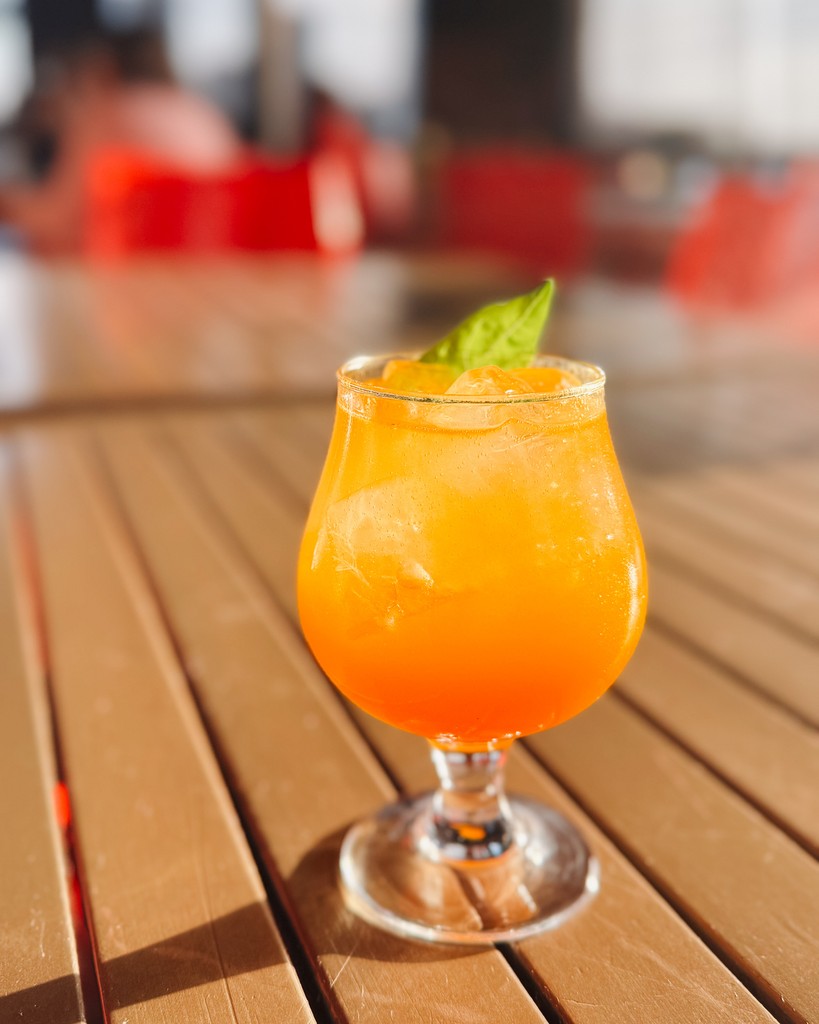 New season, new sips! Our Spring cocktail menu is here, and it’s as refreshing as the weather ☀️

#ParlorVibes #DrinkKC #KCnightlife #CrossroadsKC