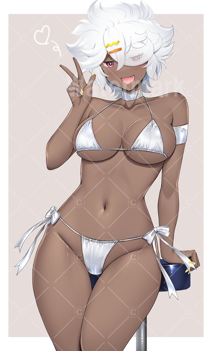 #褐色肌 
#ビキニ水着 
洗濯物が溜まって・・・水着! 