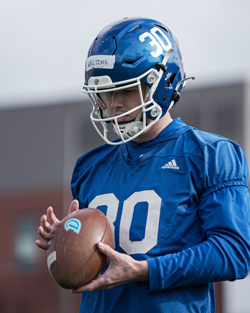 DrakeBulldogsFB's tweet photo. Day 2 Flicks📸

#DSMHometownTeam https://t.co/leUKPW1UYO