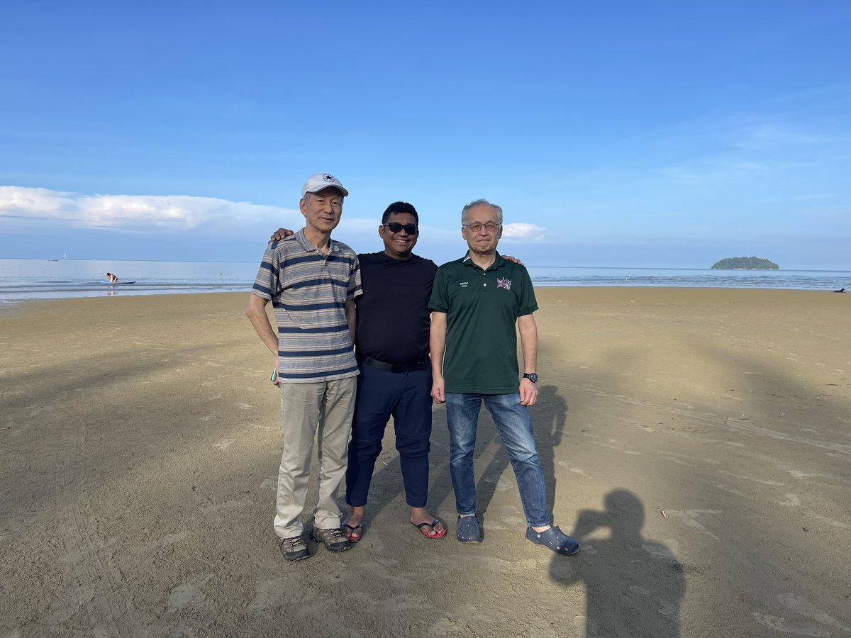 9M6KOM's tweet photo. Hari Raya 2025 with 9M6/JJ0KRD &amp; 9M6NA https://t.co/I9HZ44fYSd