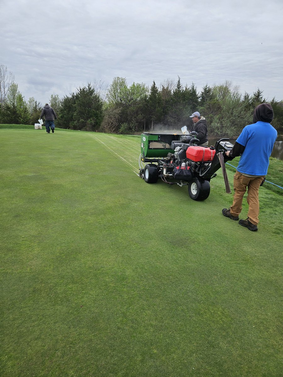 Pleasent Valley Golf Club with Chris Mogin and staff.  A day after their sister course South Riding. The teamwork between these two Supers and their crews has made one outstanding experience. Thank you for the support and see y'all next year. #DryJect