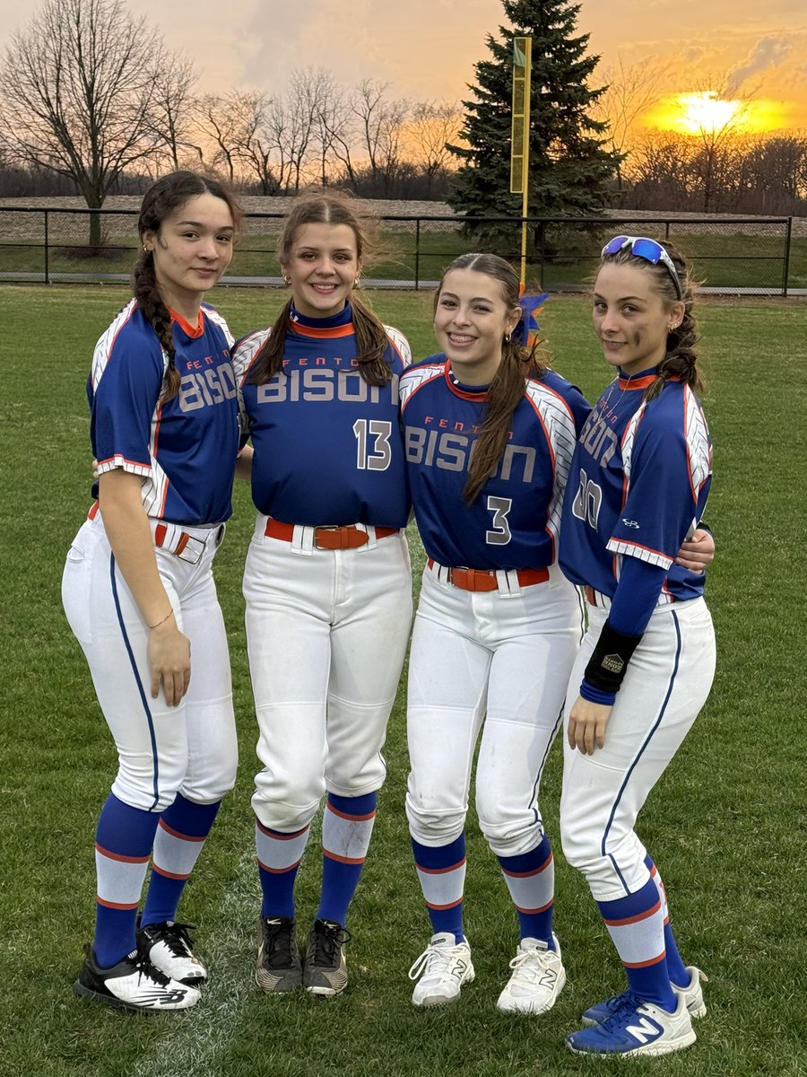 Congratulations to today’s Players of the Game - <a href="/BELLADELGADO07/">Bella delgado</a> (2 inning save and non-stop cheering), <a href="/Lauren_Koch15/">Lauren Koch</a> (1-2, 2 R, 2 BB), Ryleigh (2 hits) ans <a href="/13_bnp/">Bnp 13</a> (SAC Bunt)! Let’s Get ‘Em #EmbraceTheChallenge 💙🦬🥎