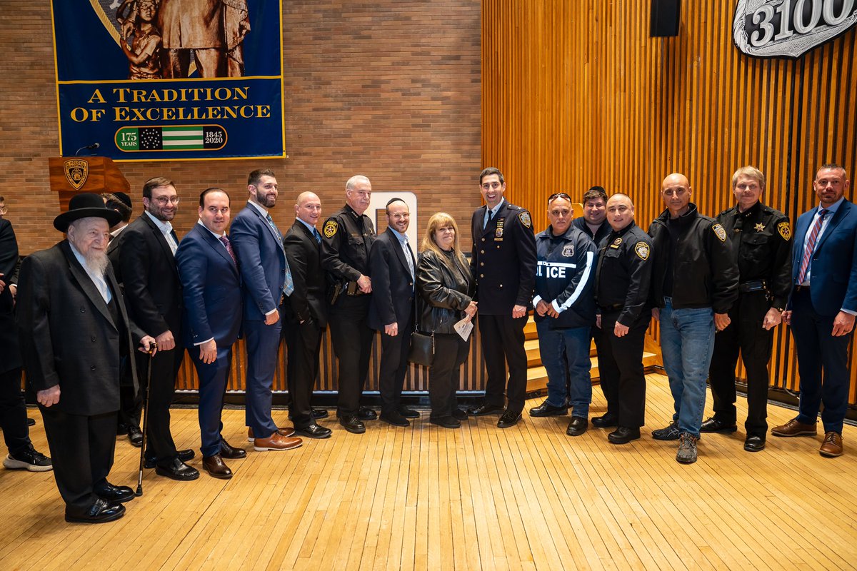 NYPD Community Affairs tweet media