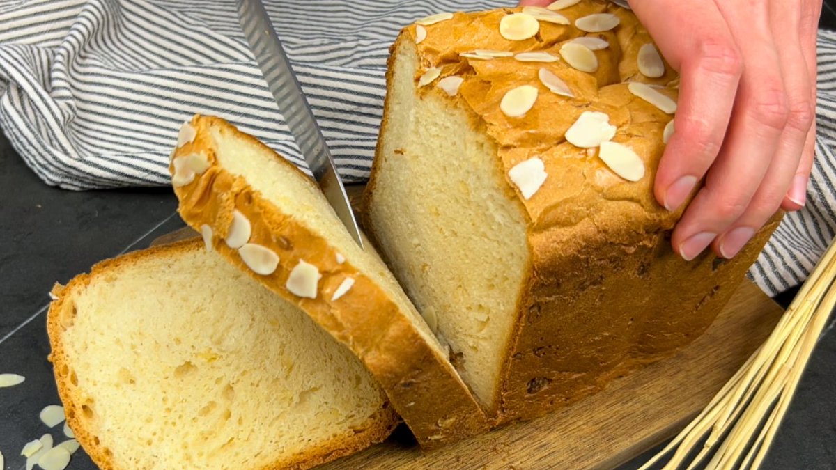 FoodHow2's tweet image. 🧡Fluffy Sweet Bread: youtu.be/aI11m-4LuvA

#breadmachine #sweetbread
