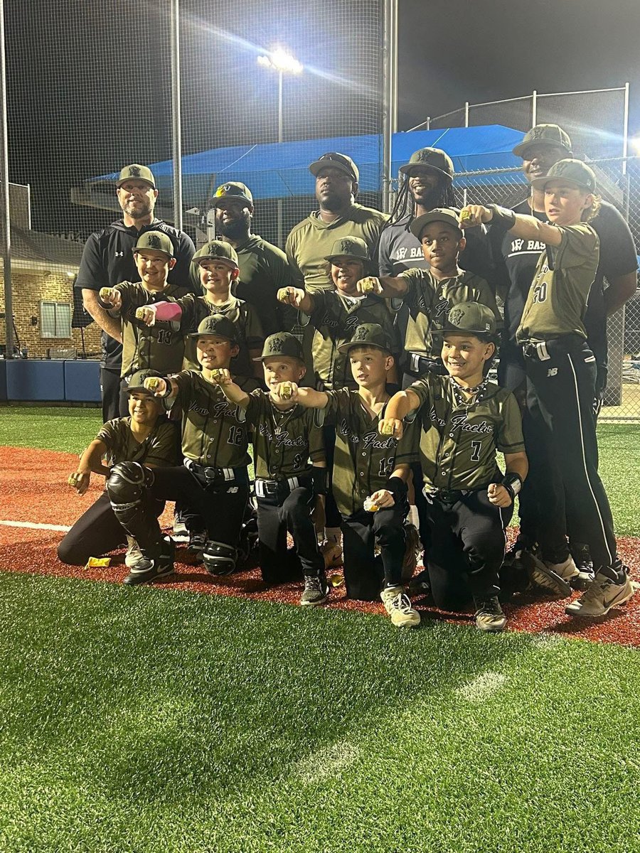 Big weekend for our 2033 Wow Factor Ms Select team as they went 3-2 and placed 2nd 🥈 
Congrats to Coach Rod and staff on a successful weekend 

#TheBrand