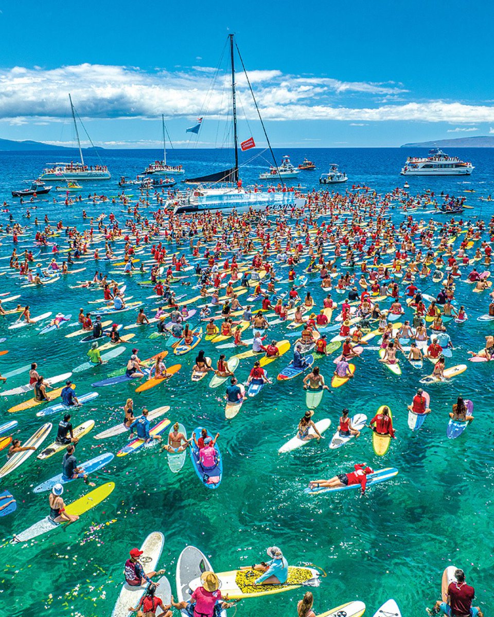 Paddle outs are one of the most spiritually charged communal gatherings in the islands. These ocean-based ceremonies honor lost loved ones as surfers, paddle boarders, &amp; kayakers take to the sea. We send a heartfelt shaka to these gatherings.

MauiMagazine.net/2025-Shaka-Lis…