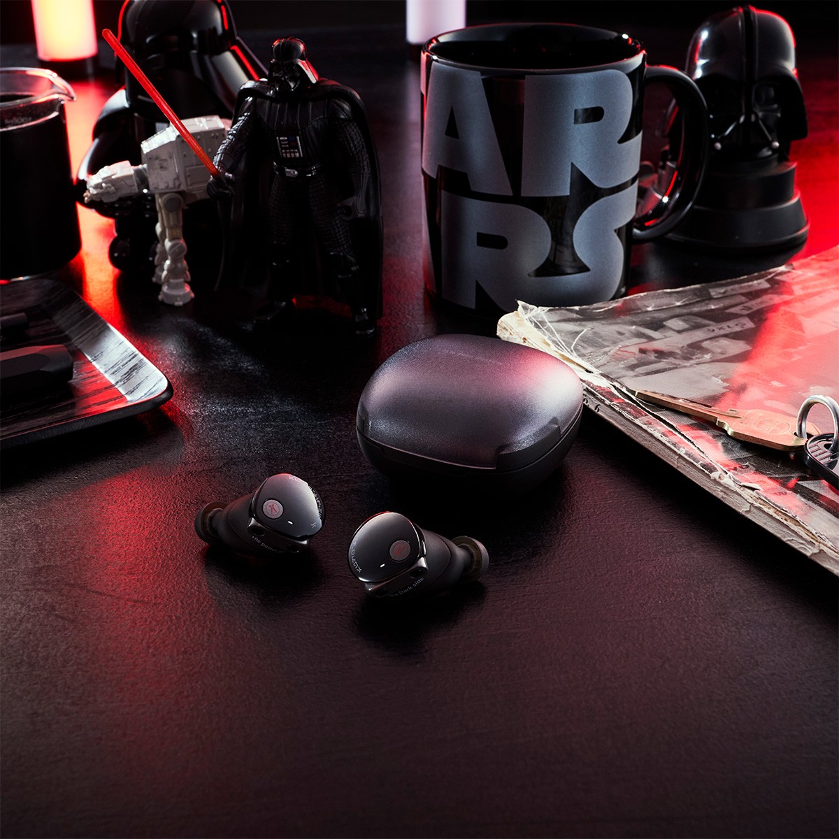 スター・ウォーズ』をモチーフにした 完全ワイヤレスイヤホン4機種を