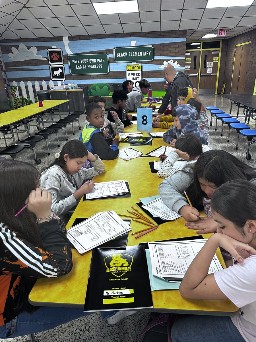 A_Hart73's tweet image. &quot;Huge shoutout to our students &amp;amp; teachers\! 👏 5 months of after-school tutoring done\! So proud of your hard work. Can&apos;t wait to see it shine on the STAAR test next week\! ✨ \#STAARTest \#StudentSuccess&quot; @BlackES_AISD @nparedes2000