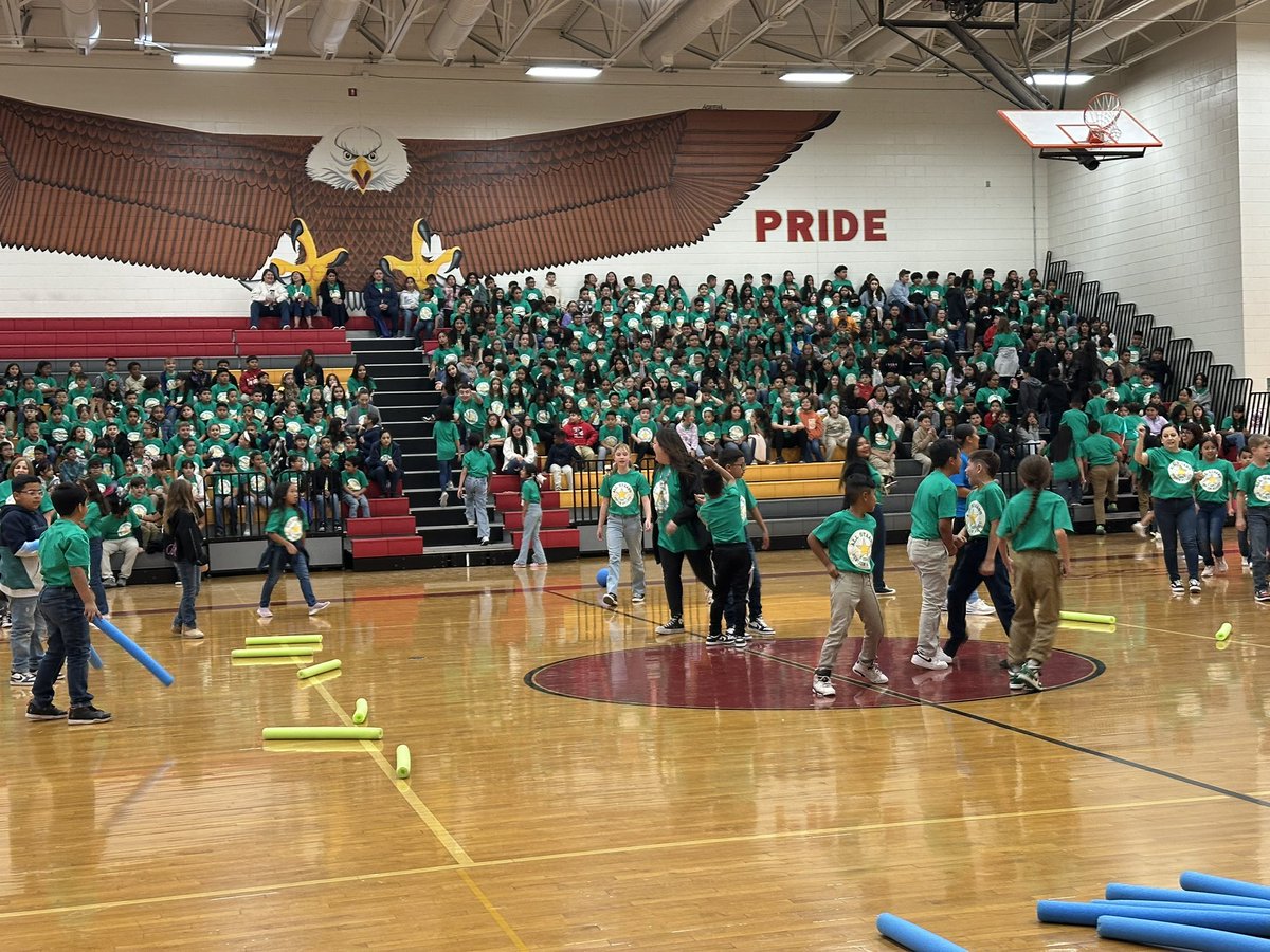Bianca Gutierrez (@bgutierrez_ems) on Twitter photo Great turnout for our future Eagles! Horizon Heights STAAR Pep Rally was fun to watch! Shoutout to Coach Duran & <a href="/CoachColby_HHES/">Nicole Colby</a> ! Great turnout for our future Eagles! Horizon Heights STAAR Pep Rally was fun to watch! Shoutout to Coach Duran & <a href="/CoachColby_HHES/">Nicole Colby</a> !