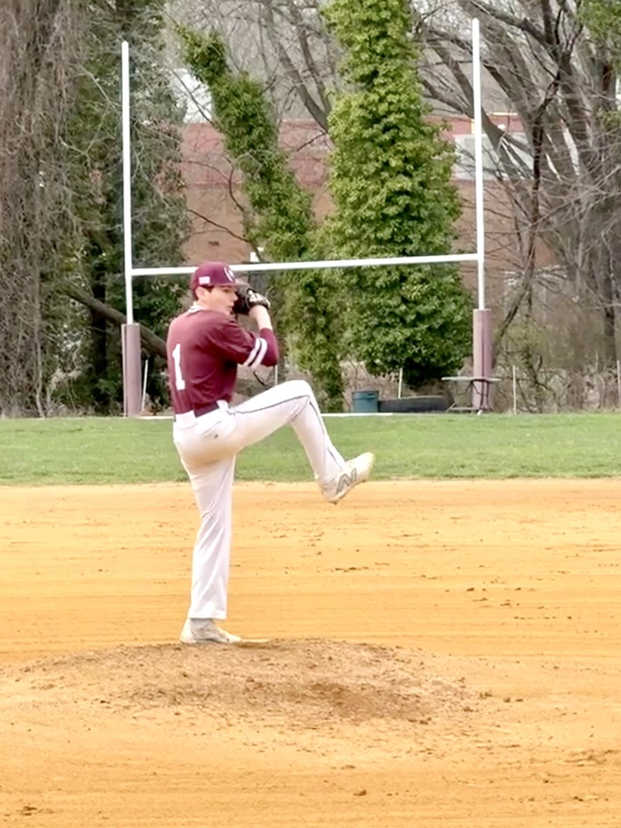 First high school game on the mound 🏴‍☠️⚾️
4 IP, 9K’s
Got the W 
1-3 with a triple and a walk
Big thanks to the team and coach Bobertz
Let’s keep it rollin!