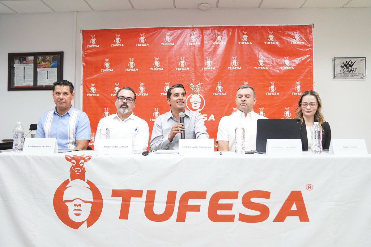 Froylán Gámez Gamboa (@froylangamezg) on Twitter photo Esta mañana, firmamos un convenio entre <a href="/SECSonora/">SEC Sonora</a> y <a href="/tufesa/">TUFESA</a>, junto a Luis Alberto Luna Medina, presidente ejecutivo de la empresa, para mejorar la movilidad de nuestro personal.
Este acuerdo refuerza el compromiso del <a href="/gobiernosonora/">Gobierno del Estado de Sonora</a> con el bienestar de todas y todos quienes Esta mañana, firmamos un convenio entre <a href="/SECSonora/">SEC Sonora</a> y <a href="/tufesa/">TUFESA</a>, junto a Luis Alberto Luna Medina, presidente ejecutivo de la empresa, para mejorar la movilidad de nuestro personal.
Este acuerdo refuerza el compromiso del <a href="/gobiernosonora/">Gobierno del Estado de Sonora</a> con el bienestar de todas y todos quienes