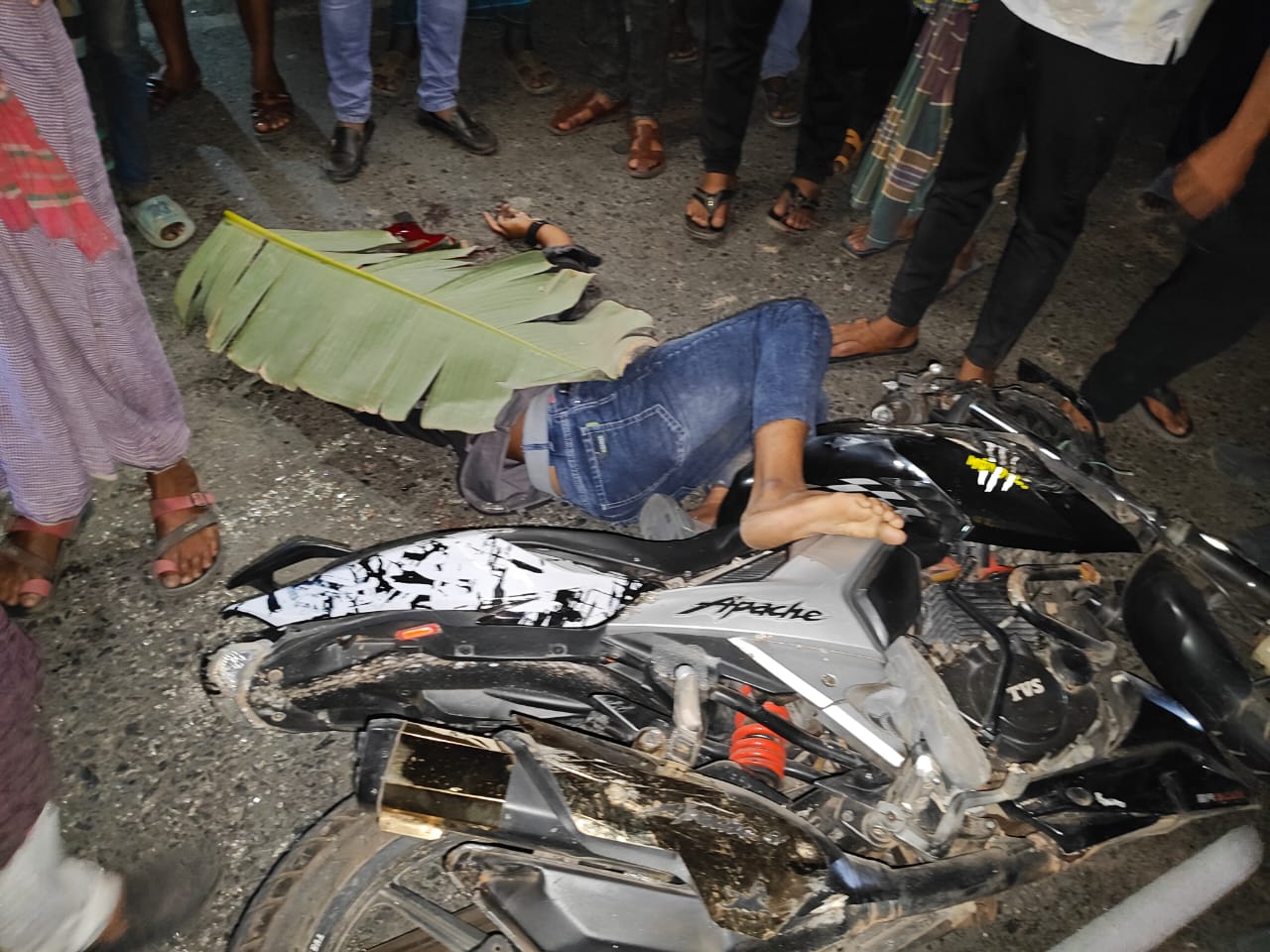 যশোরের শার্শায় প্রাইভেটকারের সাথে দ্রুতগতির মোটরসাইকেলের ধাক্কায় দু’যুবক নিহত