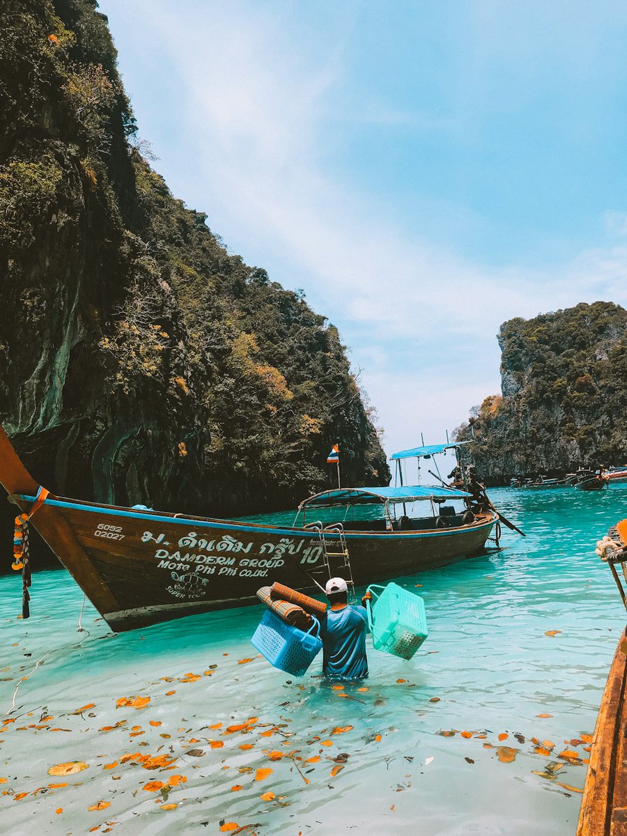 paddle2fitness's tweet image. Feeling drained on the water? Let’s chat about quick snacks and breathing tricks to keep your energy soaring! #PaddlePower 🌊💪