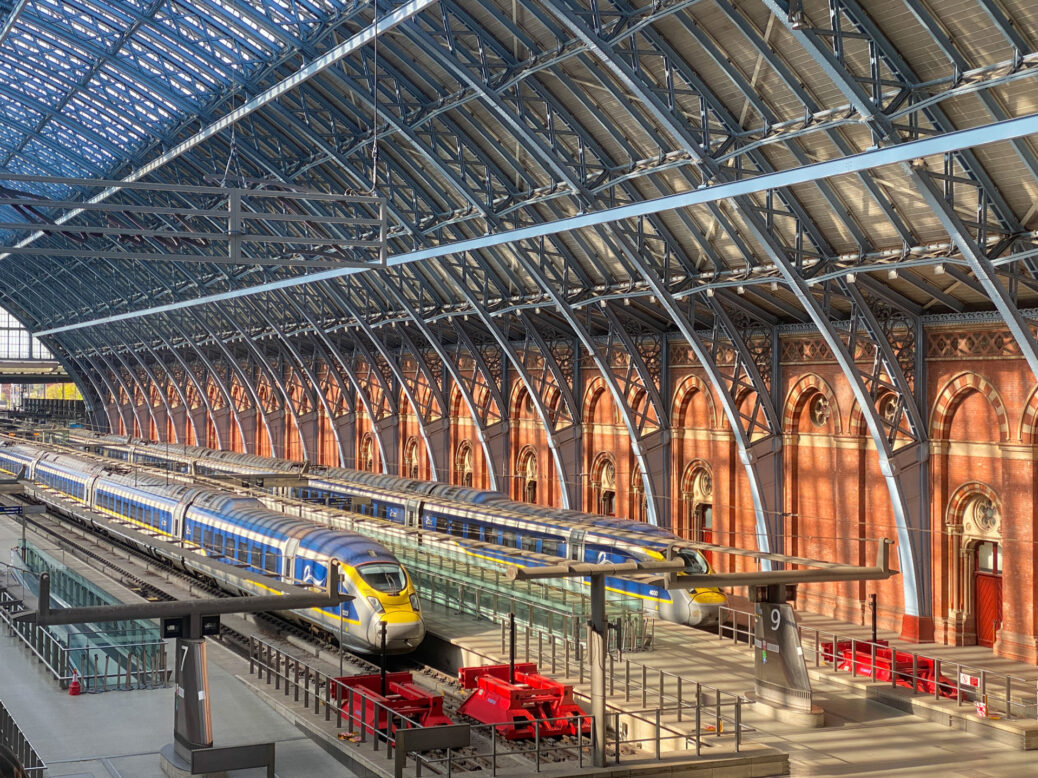 BritishProgress's tweet image. This isn’t just a story of stalled infrastructure. It’s a story of values.

The Victorians didn’t just build fast. They built beautifully – and with pride.

Paddington. St Pancras. Temple Meads. Glasgow Central. Civic cathedrals in glass, steel and iron.