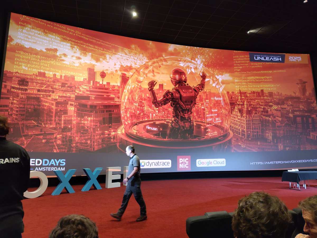 Are you ready for <a href="/VoxxedAmsterdam/">Voxxed Days Amsterdam</a>, because we are!
#voxxed #Amsterdam