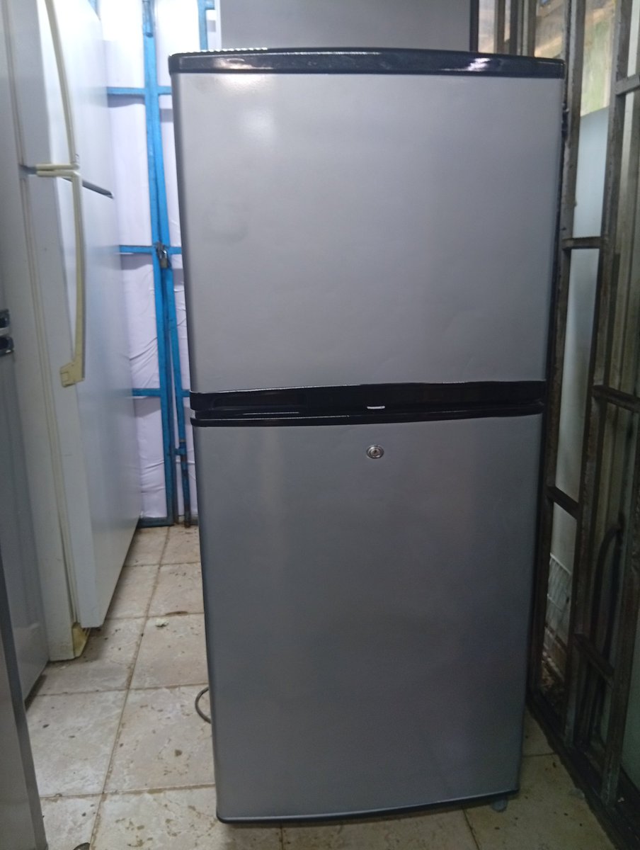 FRefrigera20099's tweet photo. Nairobi, how's your Thursday cooling treating you? If you need a reliable hand with your AC or fridge, FRAPA Refrigeration is just a call away! Let's beat the heat together. #NairobiCommunity #CoolingSolutions #ThursdayChat. https://t.co/gaQkCwGQEy