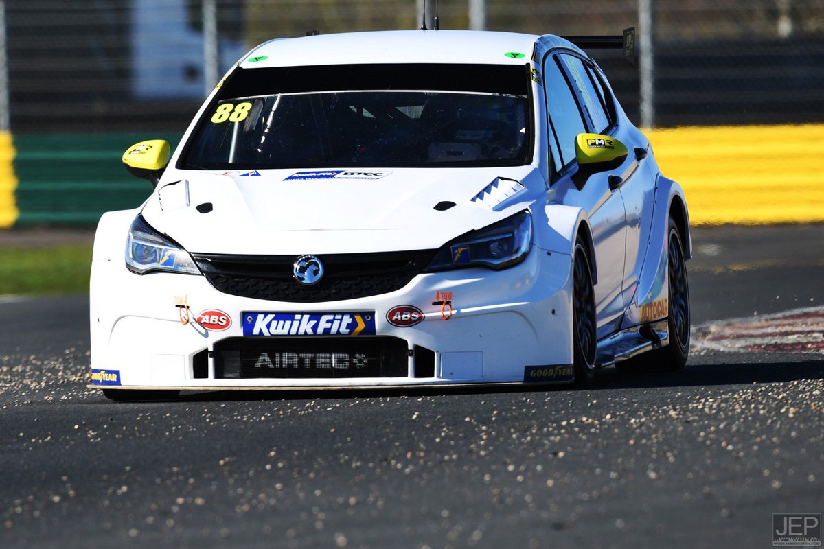 Back in <a href="/BTCC/">BTCC</a> action and straight to the top of the times 🟡⚫️

Great performance by <a href="/MikeyDoble/">Mikey Doble</a> and <a href="/UKPMR/">Power Maxed Racing</a> as they set the fastest ever lap around Croft in official testing 👏🏻

Now onto the 2025 Season Launch in just over a weeks’ time! 

#FewkesSport