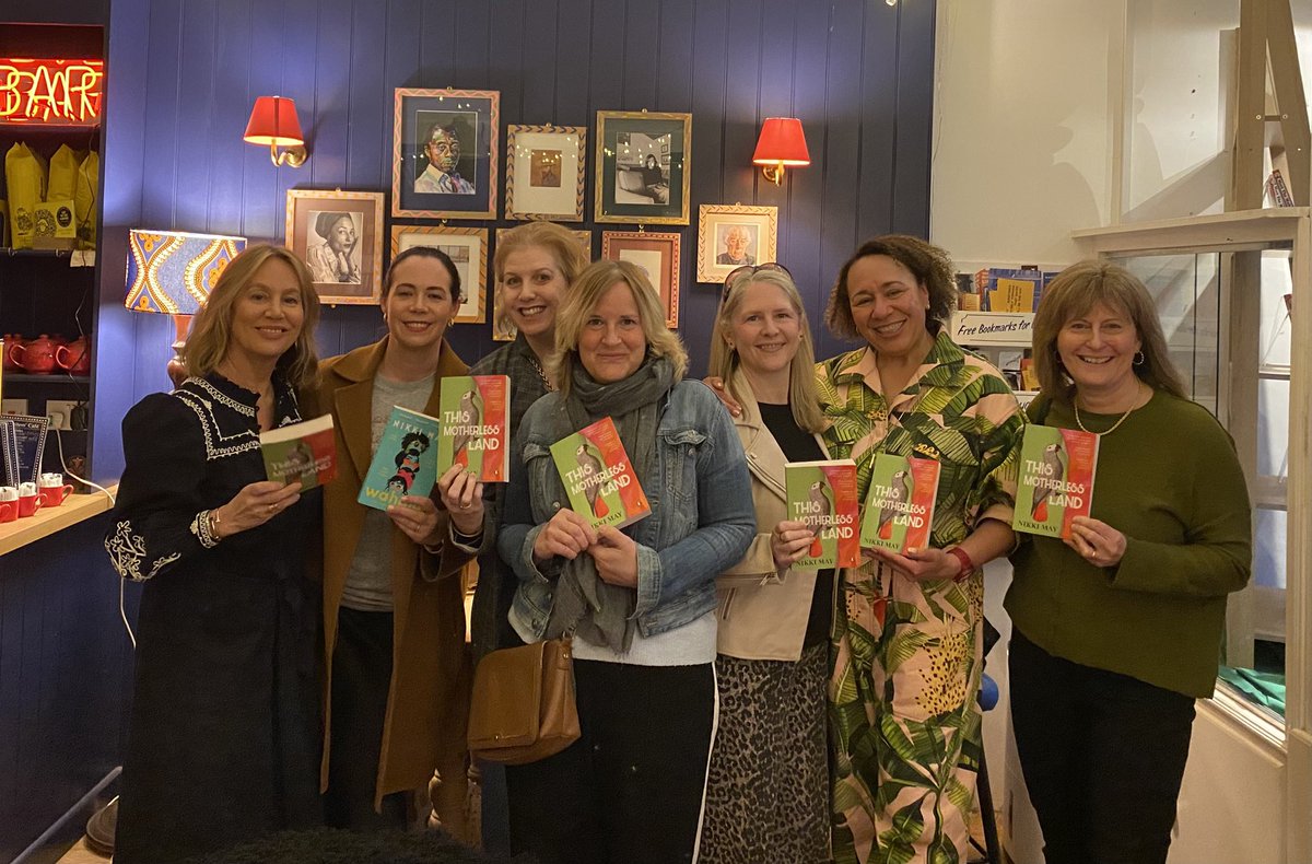 Such a lovely evening listening to the fabulous <a href="/NikkiOMay/">Nikki May</a> talk so brilliantly about #ThisMotherlessLand at <a href="/7OaksBookshop/">Sevenoaks Bookshop</a> &amp; then chatting over dinner with these other amazing authors.