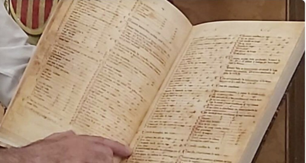 ➕️ Nos sumem a la reclamació de Juristes Valencians a la Biblioteca de Catalunya i al Govern de Múrcia per a que, sense més dilacions, tornen a Oriola, respectivament, el Libro Almunia i el Llibre dels Repartiments.

🫵 Pel nostre patrimoni, ¡DecidiX!