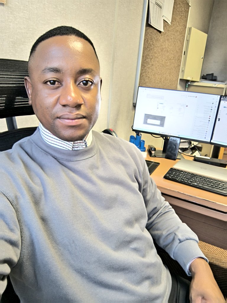 Casually running the world from my desk.